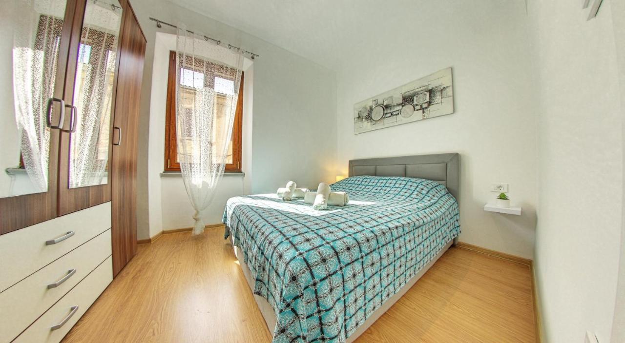 Caligula City Center Apartment Pula Extérieur photo