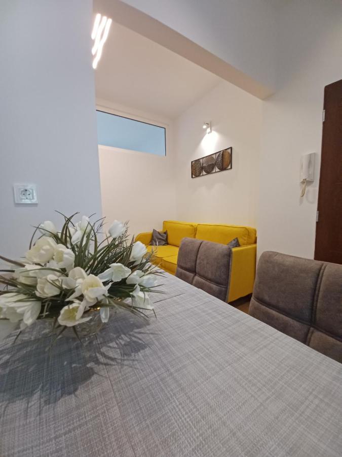Caligula City Center Apartment Pula Extérieur photo